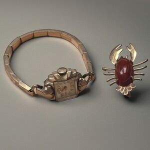 17.5g Vtg 12k Gold Filled Benrus  Watch And  Lobster Pin With Carnelian Torso